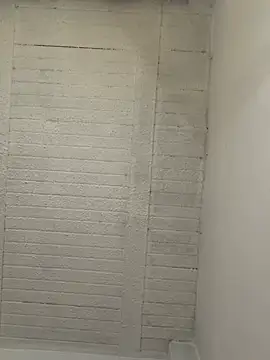 aly_golden_'s cam snapshot