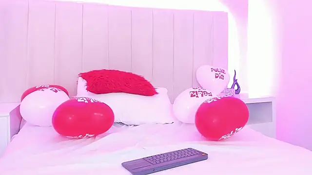 Sweet_kitty1_'s cam snapshot