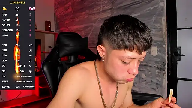 marcuscollins1_ live sex cam