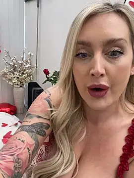 Aries_Blue's cam snapshot