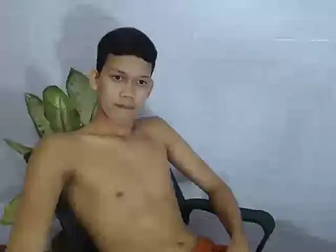 UrAsian_Turjak live sex cam