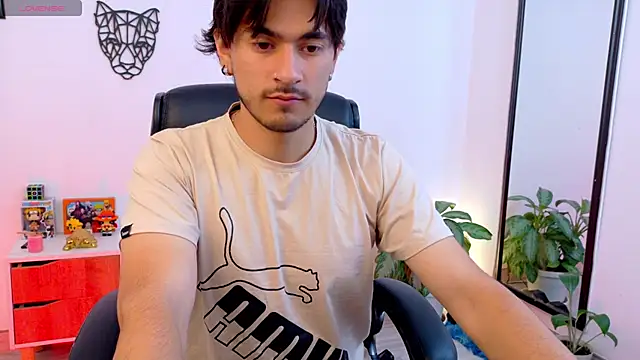 Elian_savoy live sex cam