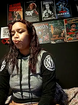 GingerLara's cam snapshot