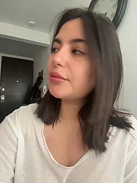 sukhakunis1 live sex cam