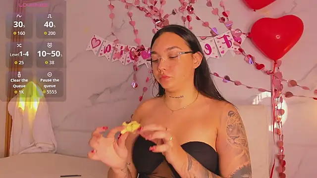 sara_vause's cam snapshot