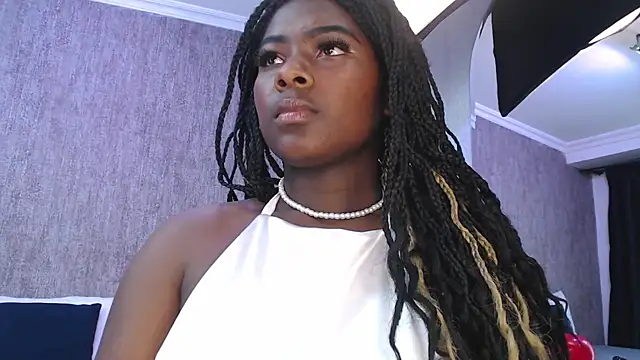 KarinaFlowers_'s cam snapshot