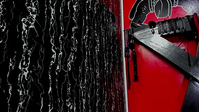 damian_and_tiana's cam snapshot