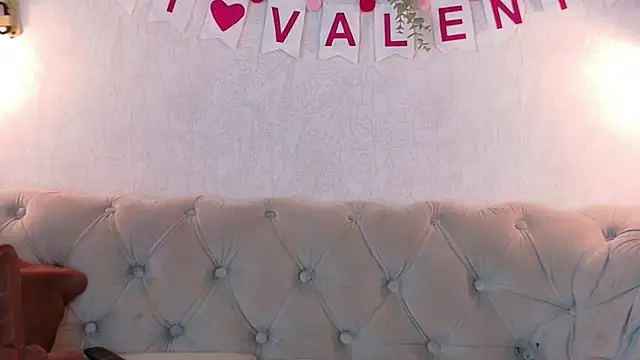 Cloee_Rainbow1 live sex cam