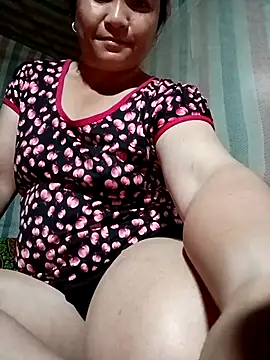 Love-Mama33 live sex cam