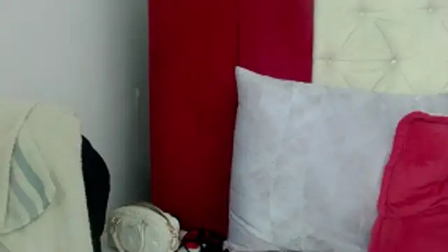 Dakotaxt live sex cam