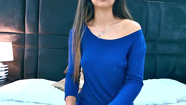 SarahOrtiz_'s cam snapshot