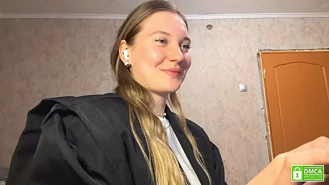 Jolievic's cam snapshot