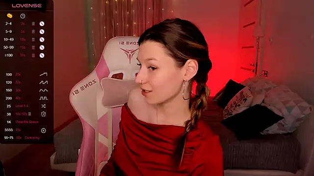 LinaBlossom_'s cam snapshot