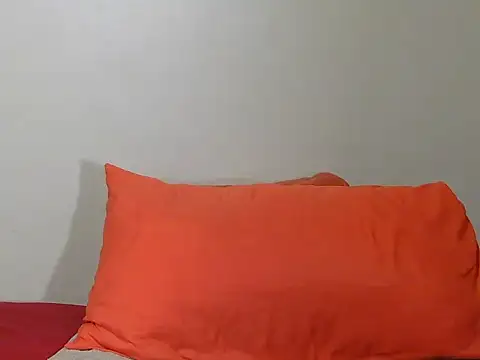 LICKABLETASH98 live sex cam