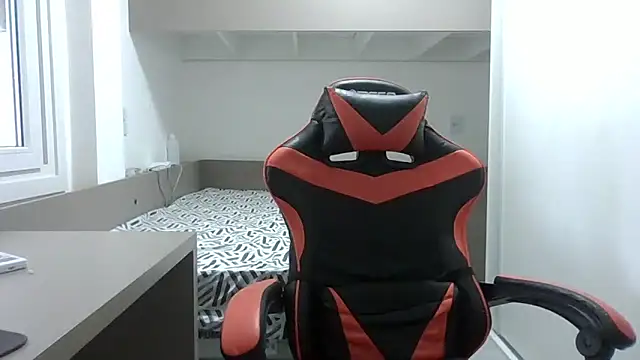 JUNINHOLEKEJR's cam snapshot