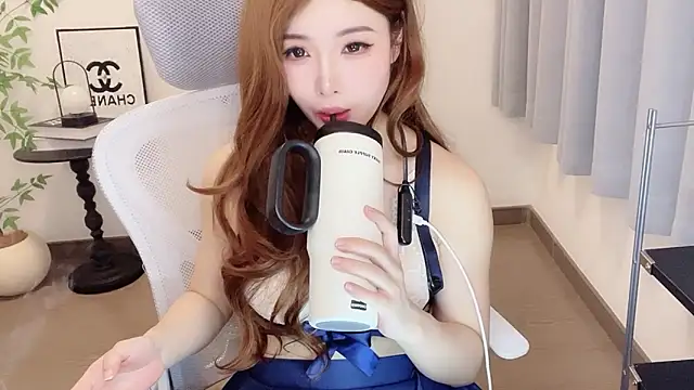 Insist6's cam snapshot