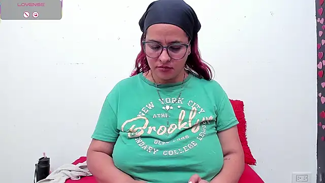 hazel_34's cam snapshot