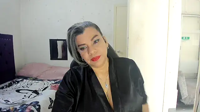 vikyadams's cam snapshot