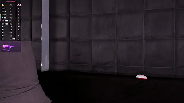 NateHalll live sex cam