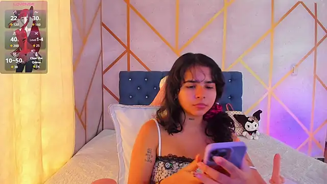 _vaiolet_owo live sex cam