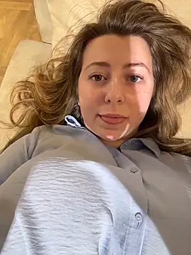 curvyflawless live sex cam