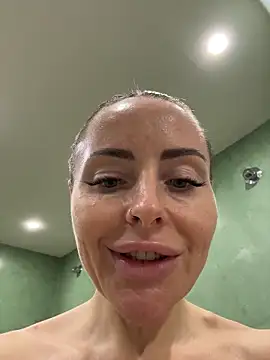 EmaSalis live sex cam