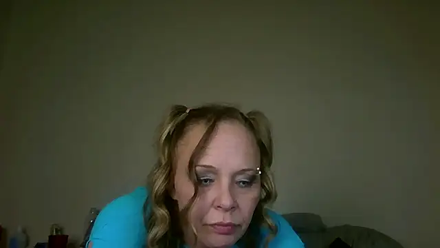 QUEEN_OF_MEN live sex cam