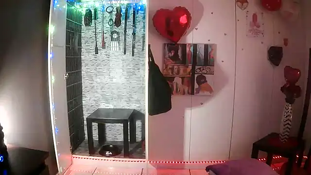 BaDSubMiss's cam snapshot