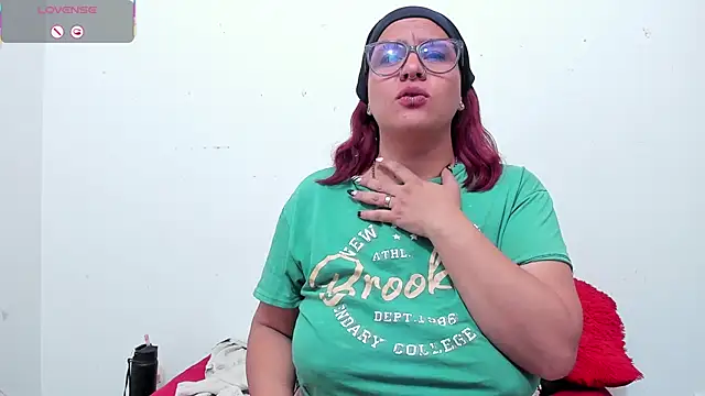 hazel_34's cam snapshot