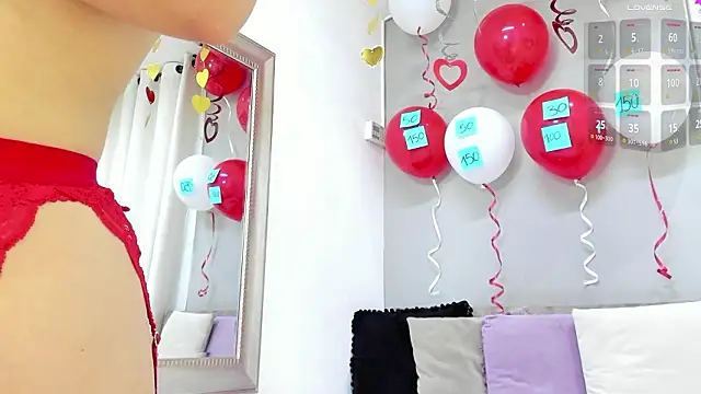 Miranda_doll_'s cam snapshot