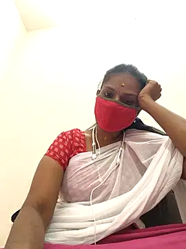 Tamil_Yalini12's cam snapshot