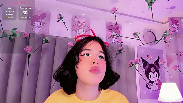 ClaudiaSophia live sex cam