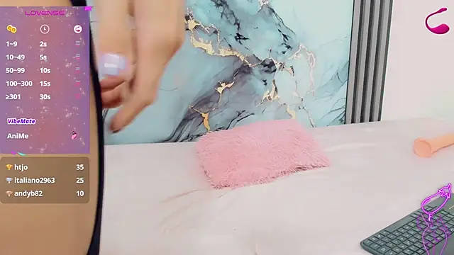 Rubi_30 live sex cam