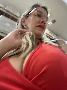 Gatitacarlita live sex cam