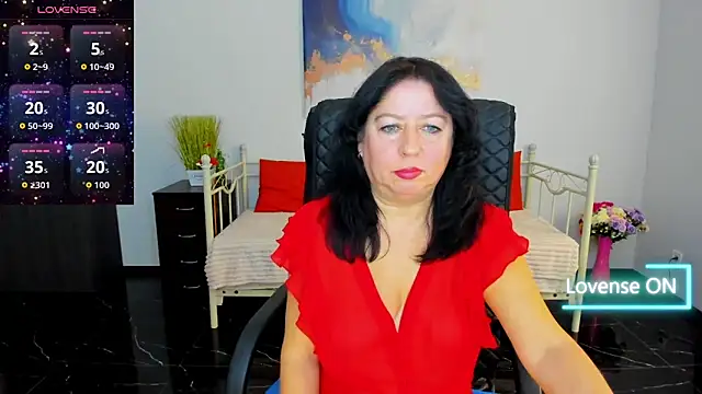 Julia_Dean's cam snapshot