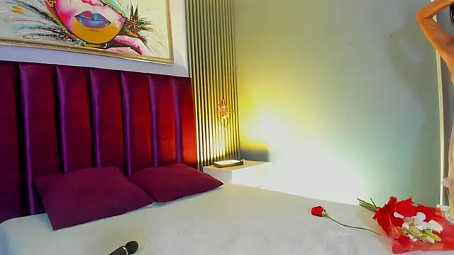 LauraAristizabal live sex cam