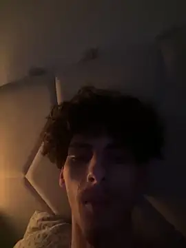 Albino1122 live sex cam