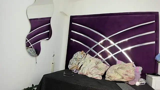 LunaScarleht's cam snapshot