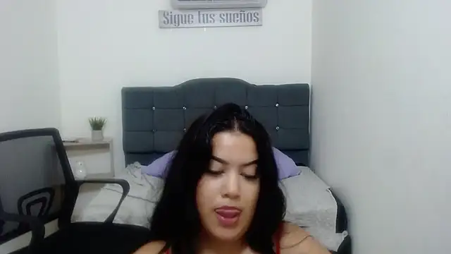 Aleja_Gold's cam snapshot