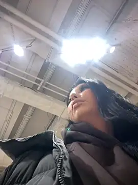 Tisha_Busty live sex cam