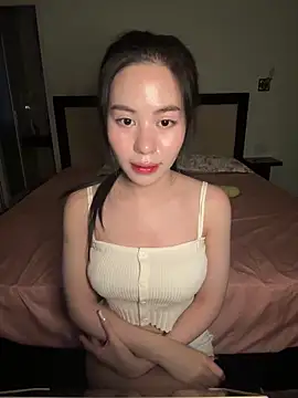 -katinat-'s cam snapshot