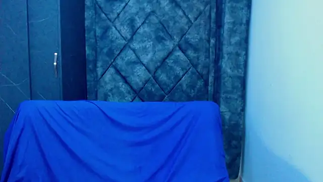 barby_jones25's cam snapshot