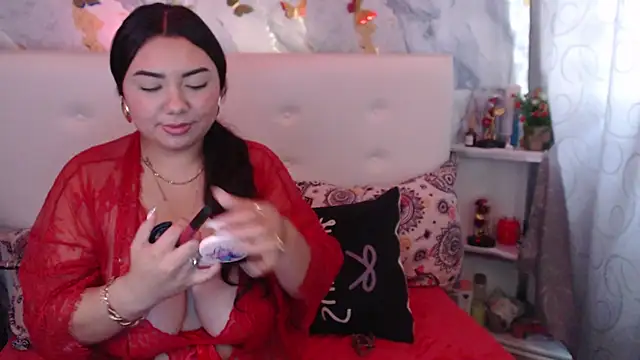 Nicolelewllss's cam snapshot