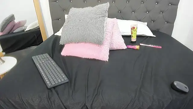 Tifany_Mons's cam snapshot