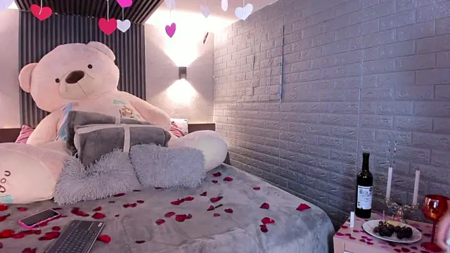 Magic_ivone's cam snapshot