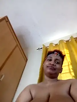 Meliza-queen's cam snapshot