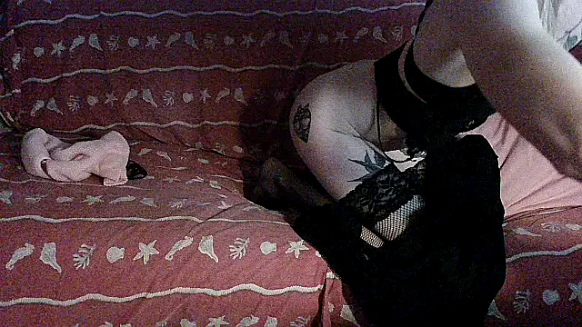 Sexwestworld's cam snapshot