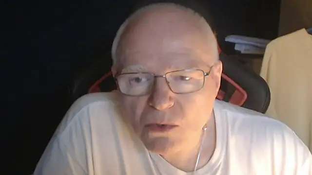 lonely_peter's cam snapshot