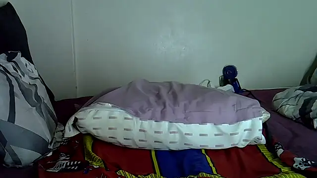 AddictiveAssCurves live sex cam