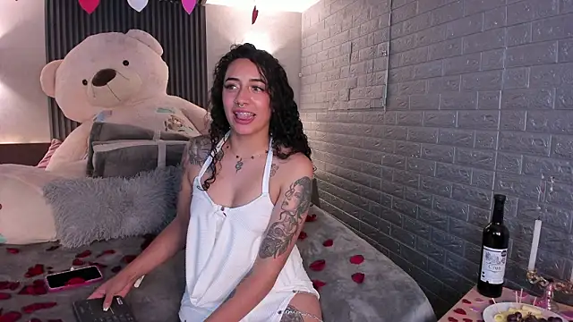 Magic_ivone's cam snapshot